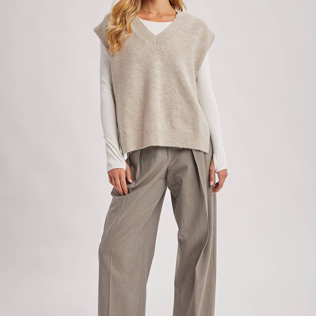 OVERSIZED KNIT VEST