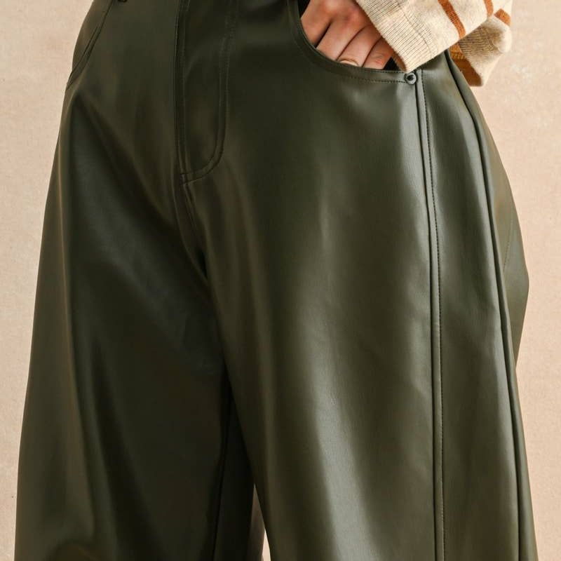 PLEATHER BARREL PANTS