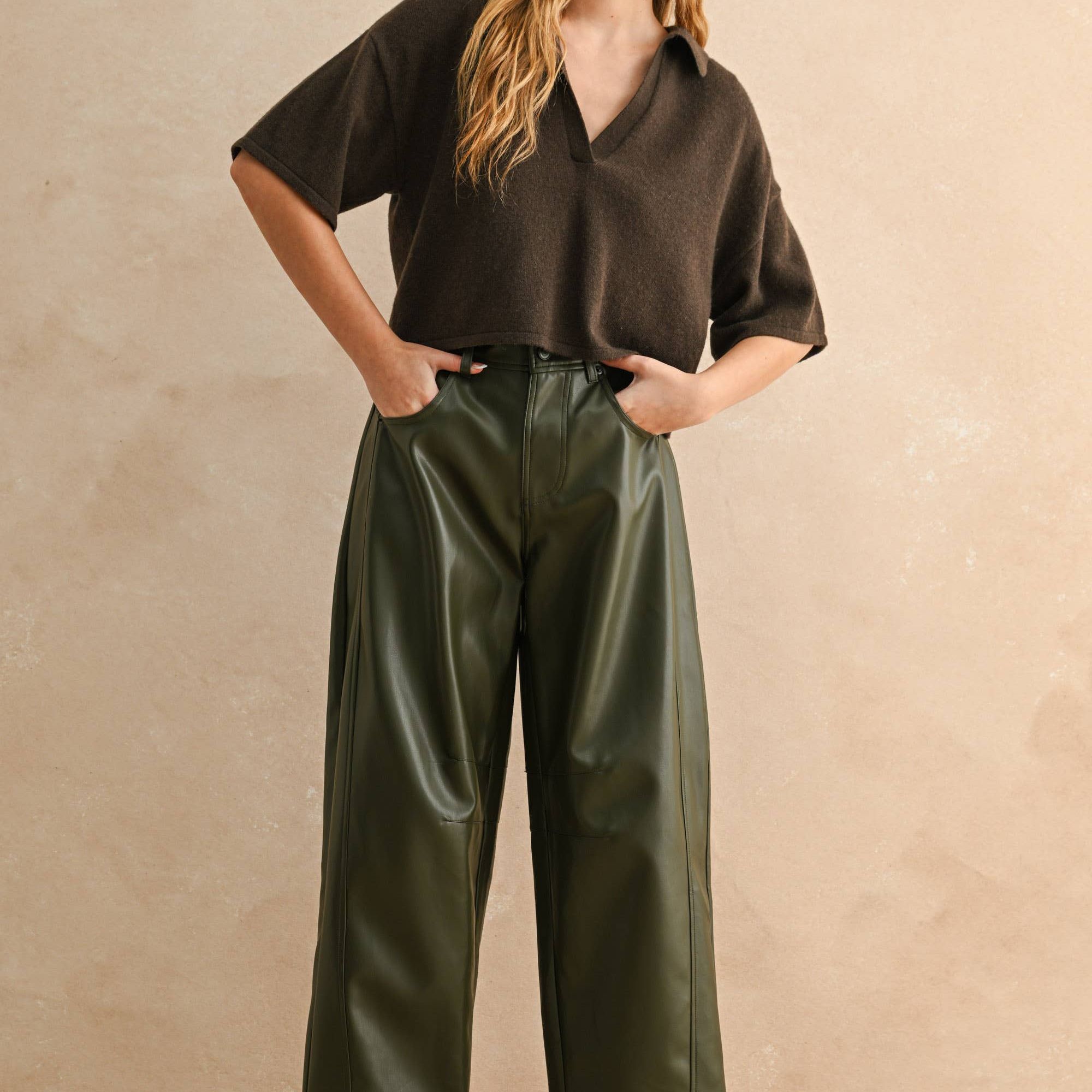 PLEATHER BARREL PANTS
