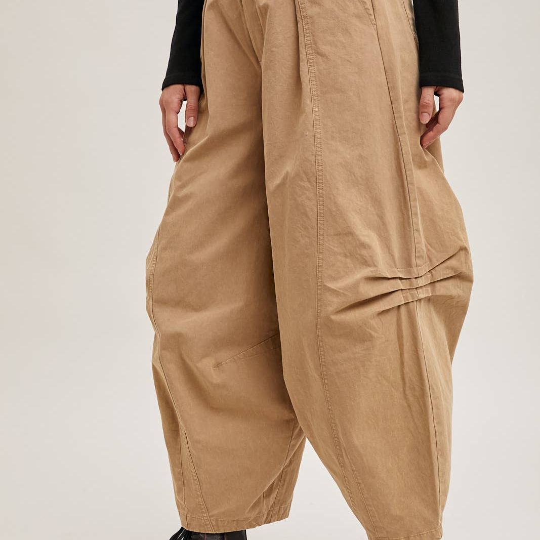 BILLOWY SILHOUETTE CHINO PANTS