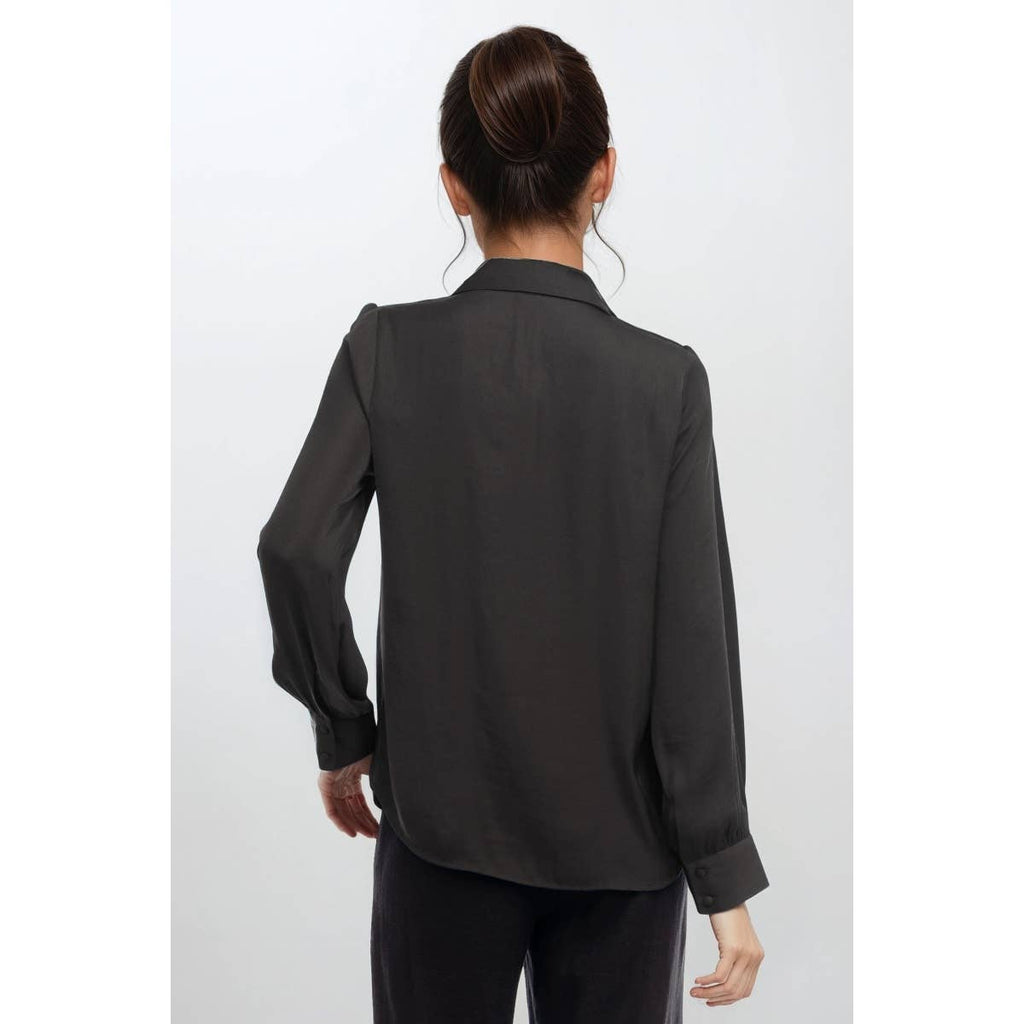 Neck Shirt With Open Seam Sleeve