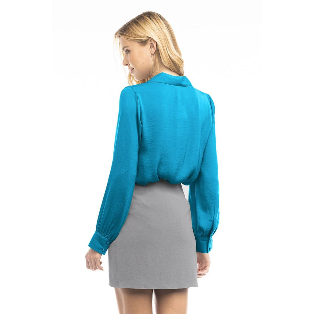 Neck Shirt With Open Seam Sleeve