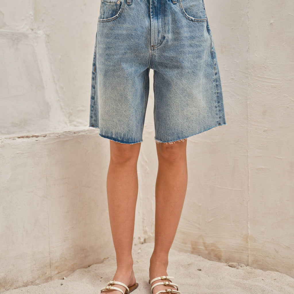 AJP6062 WIDE LEG RETRO BERMUDA DENIM SHORTS