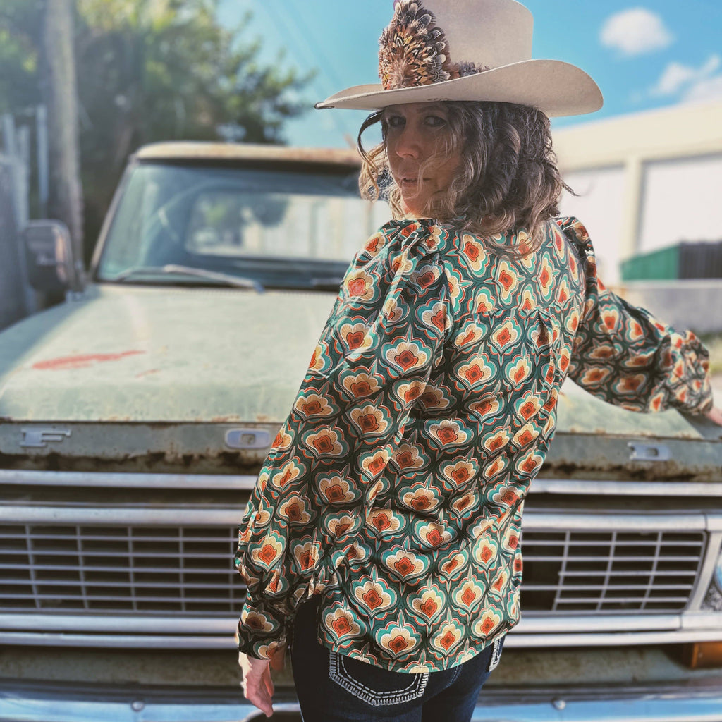 Vagabond Retro Green Tulip Flower Pouf Sleeve Button Up Blouse