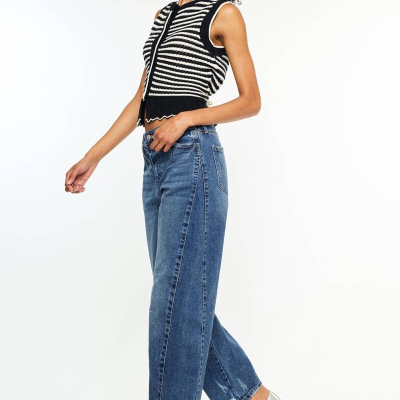 LOW SLUNG HORSESHOE FIT JEANS