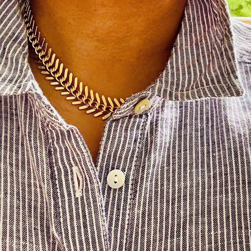 18k matte gold fish bone necklace DOR215