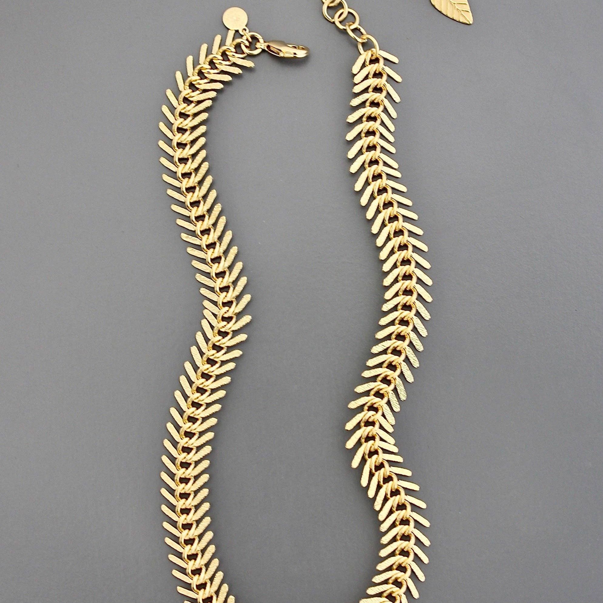 18k matte gold fish bone necklace DOR215