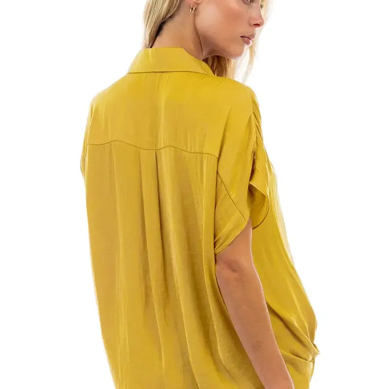 Short Sleeve Convertible Collar Blouse