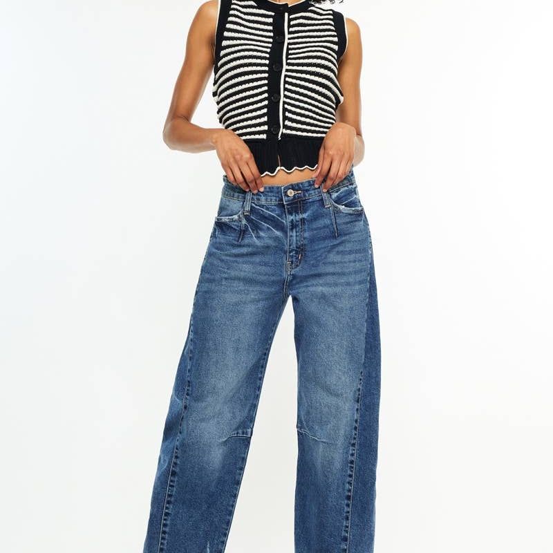LOW SLUNG HORSESHOE FIT JEANS