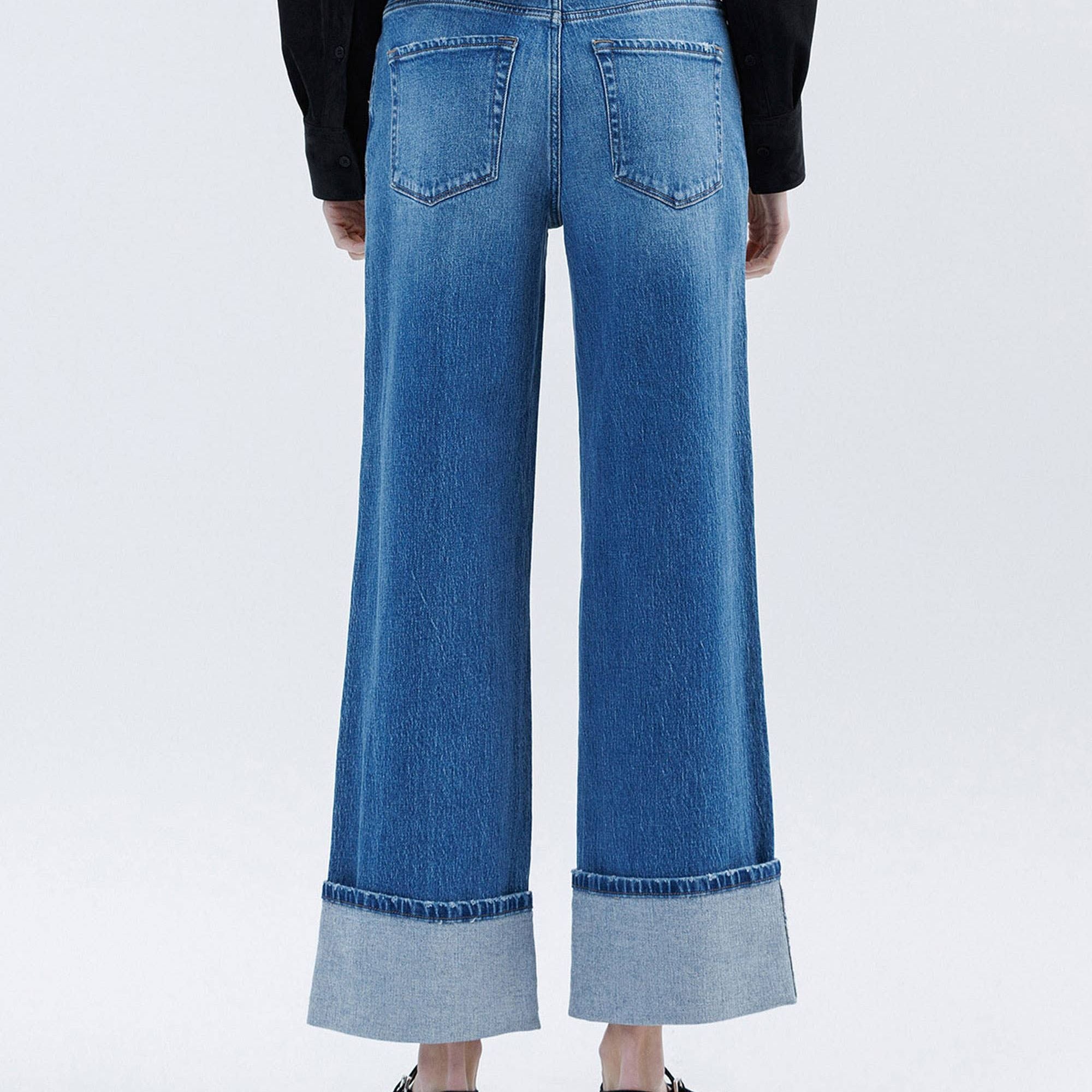 SUPER HIGH RISE CUFFED BAGGY WIDE JEANS
