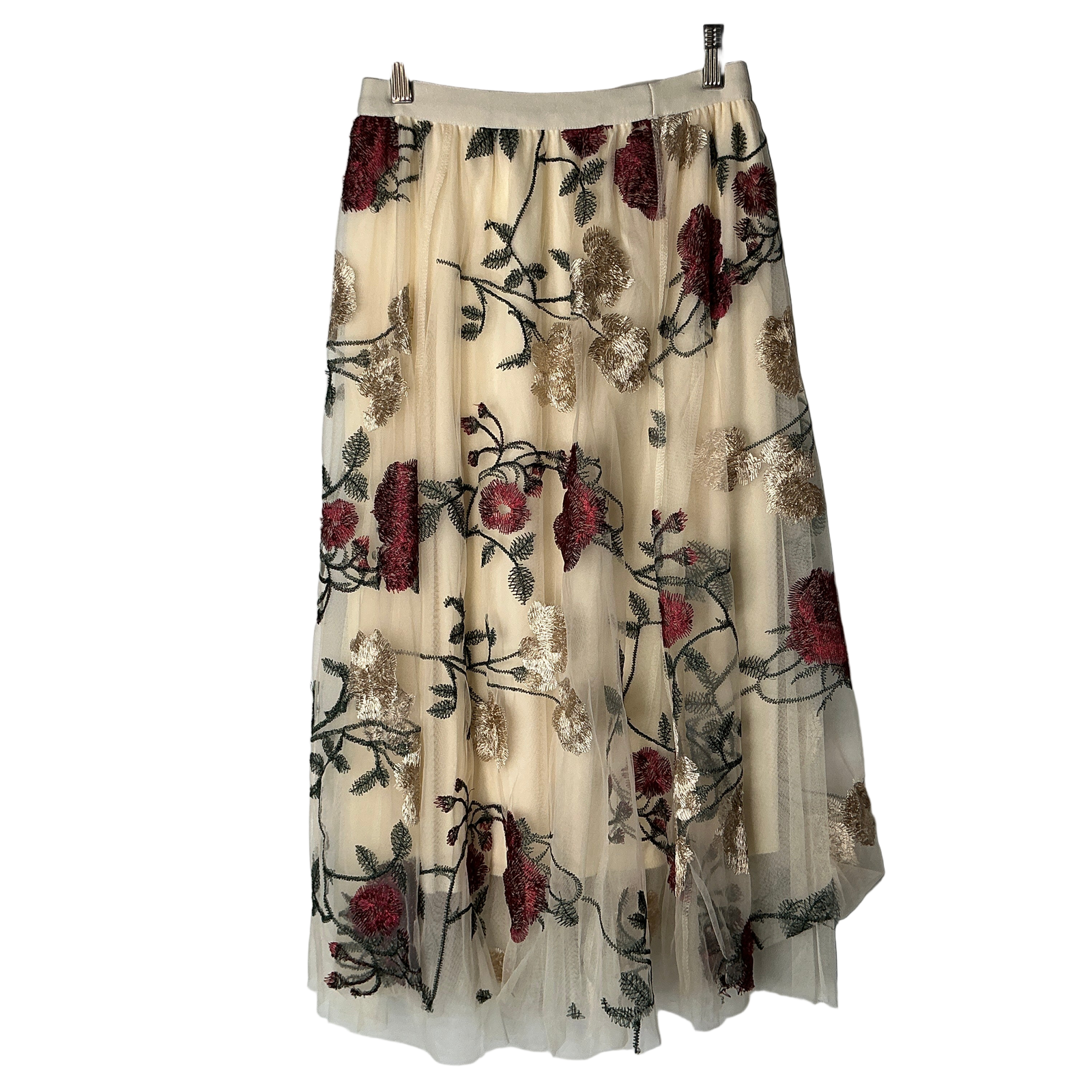 Rose Embroidery Crème Skirt