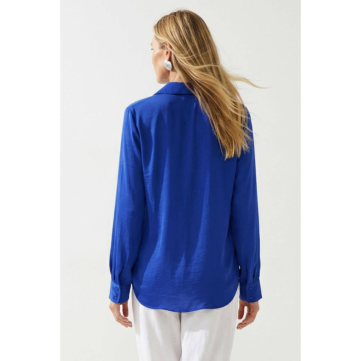 Neck Shirt With Open Seam Sleeve