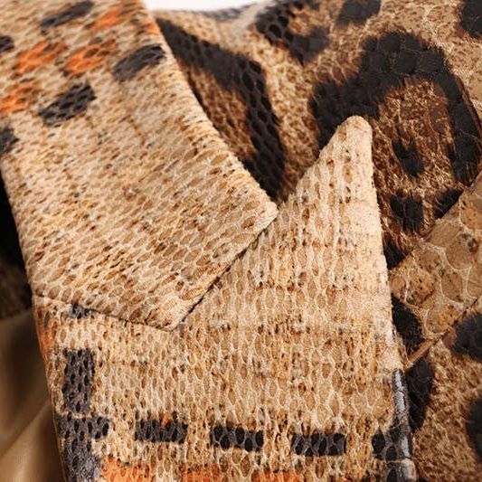 Elegant Leopard Blazer: Slim, Stylish, Chic