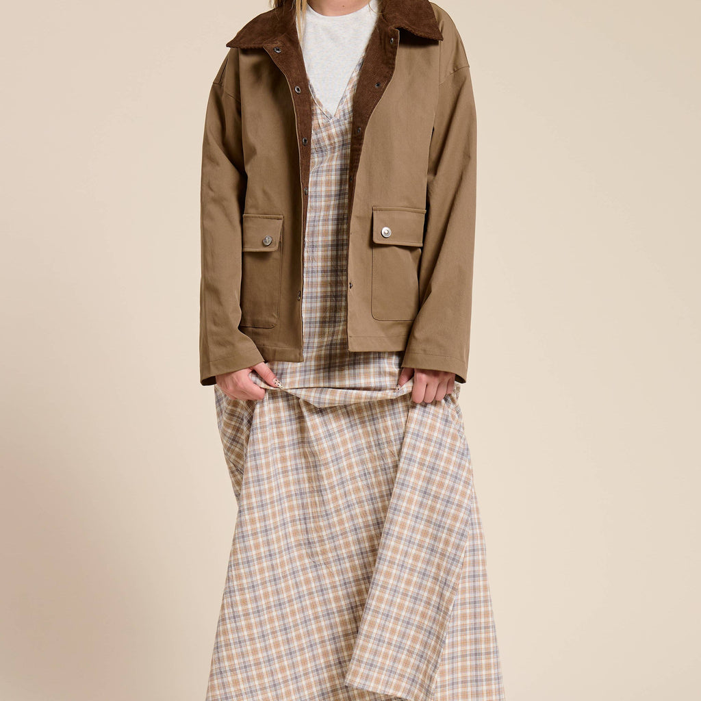 Barn Jacket with Corduroy Collar and Snap Pockets