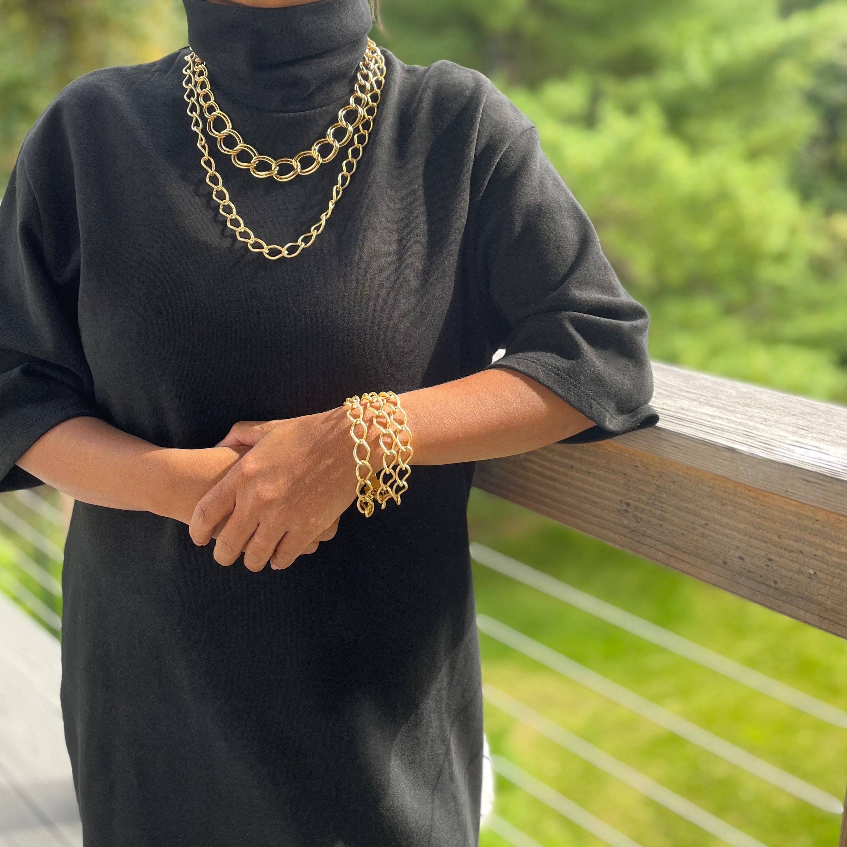18k matte gold triple strand chain bracelet DORB27