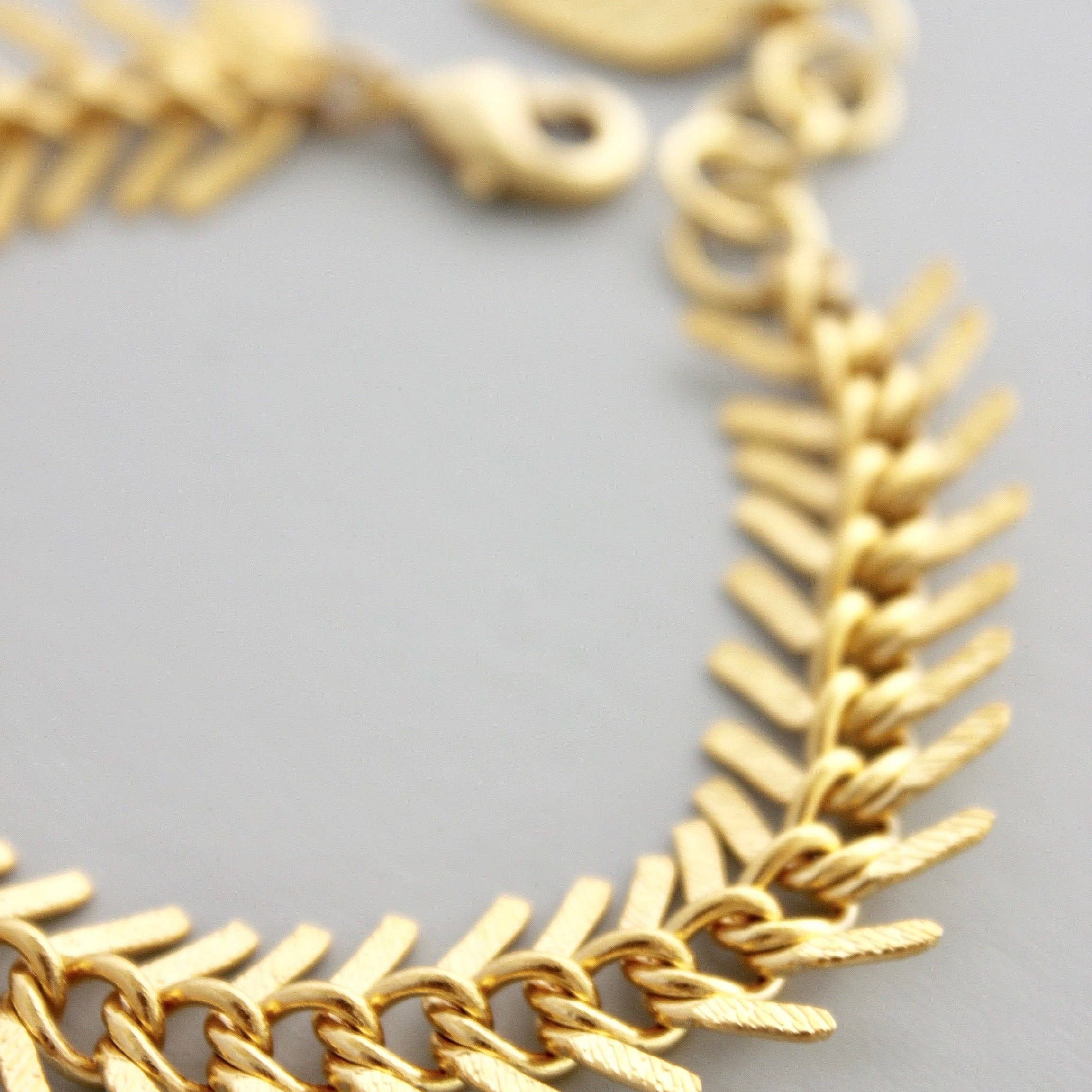 18k matte gold fish bone bracelet DORB02