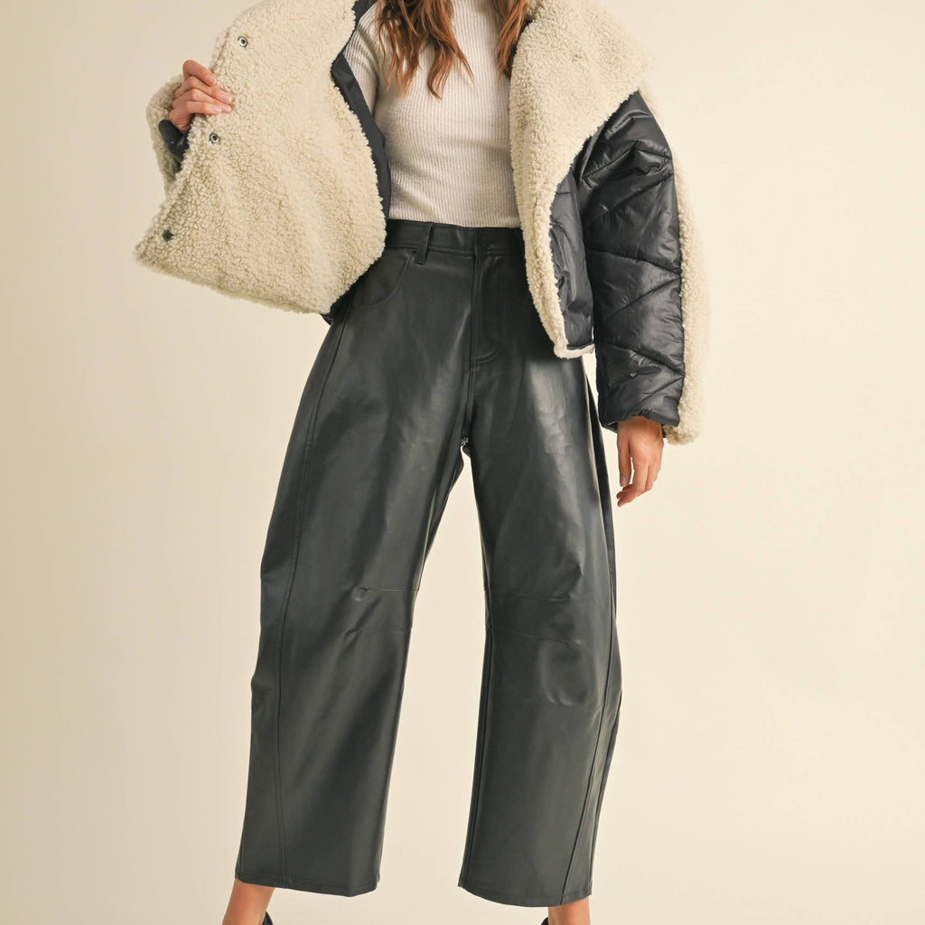 PLEATHER BARREL PANTS