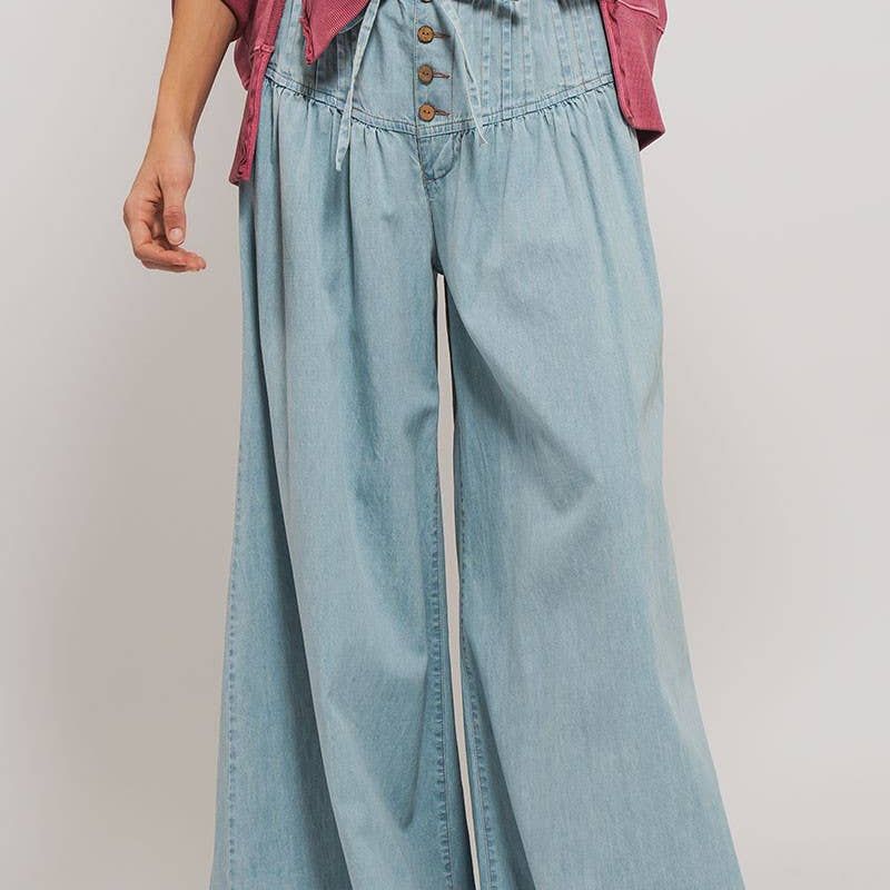 Pleated Wide-Leg Button Closure Pants