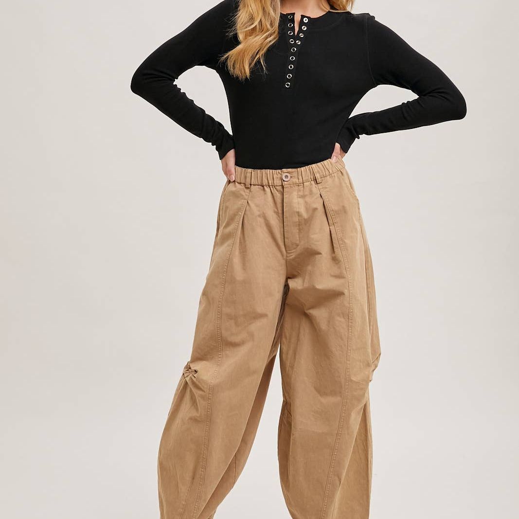 BILLOWY SILHOUETTE CHINO PANTS