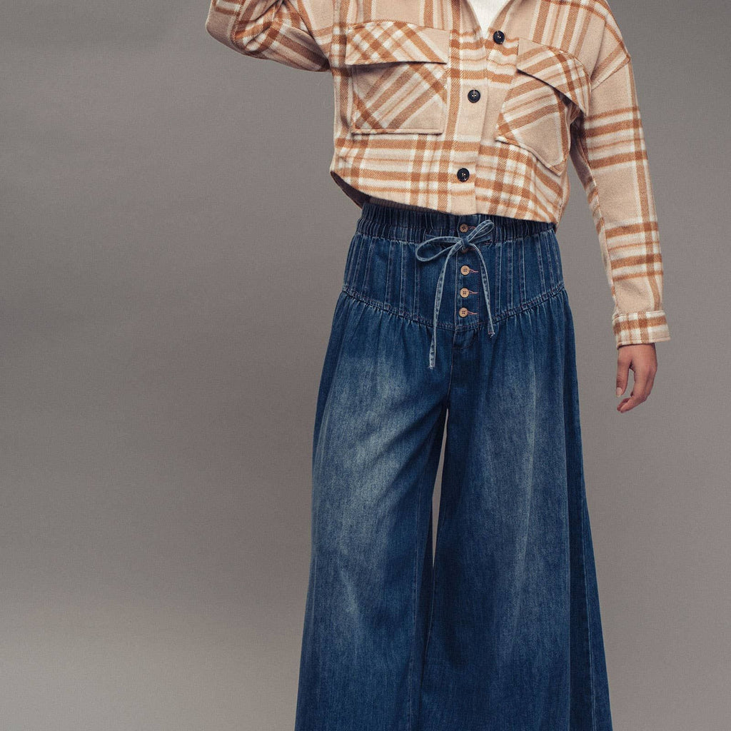 Pleated Wide-Leg Button Closure Pants
