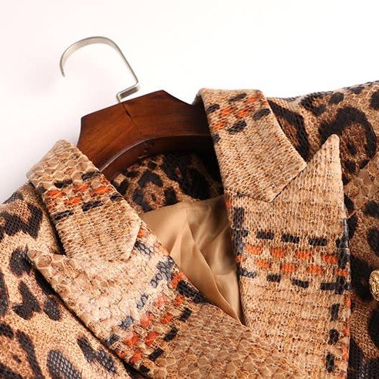 Elegant Leopard Blazer: Slim, Stylish, Chic