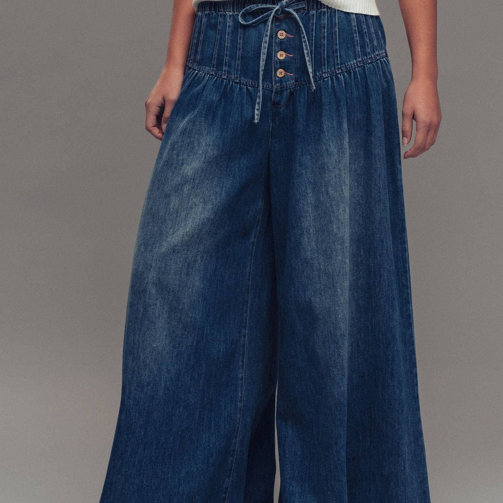Pleated Wide-Leg Button Closure Pants