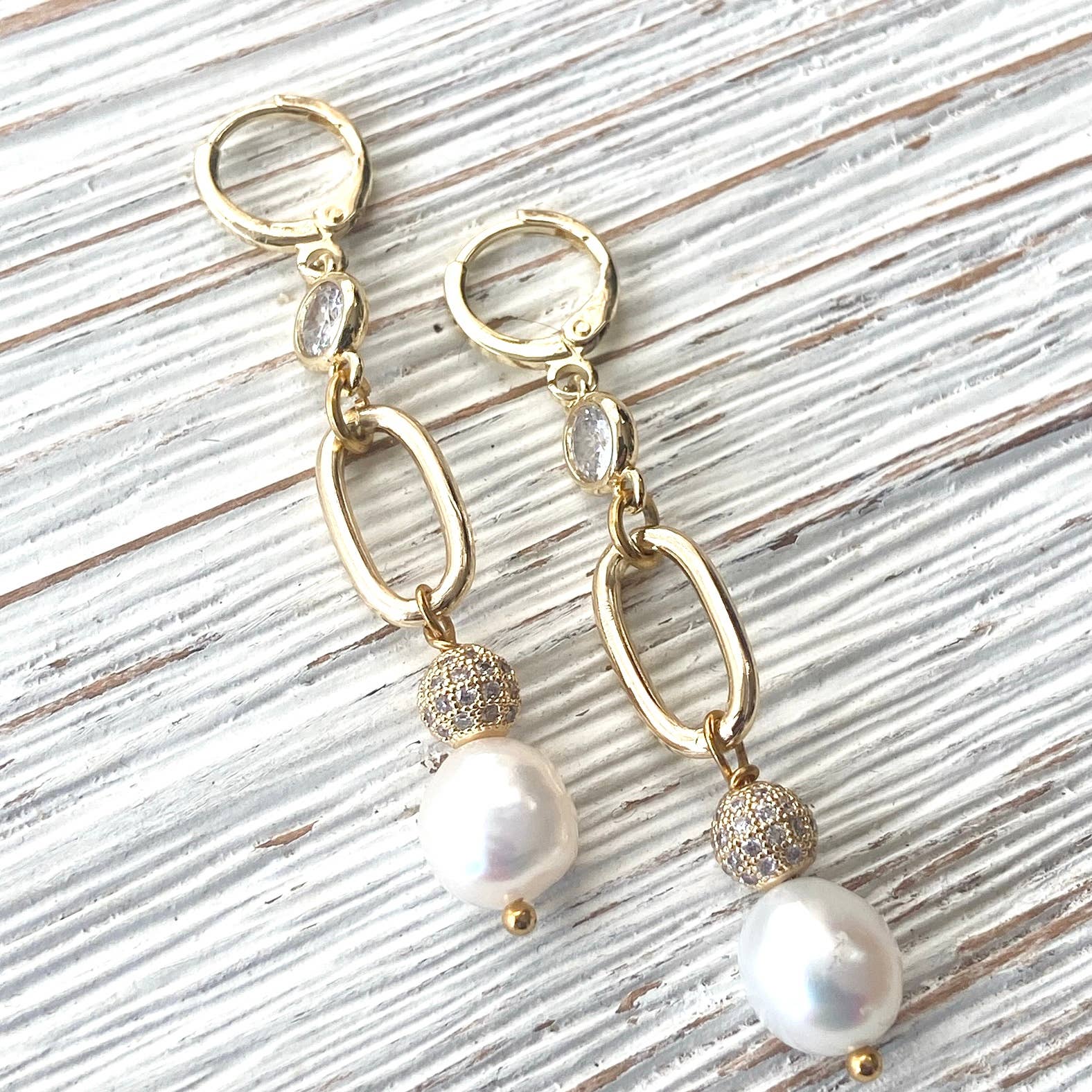 Fresh water pearl deluxe earrings