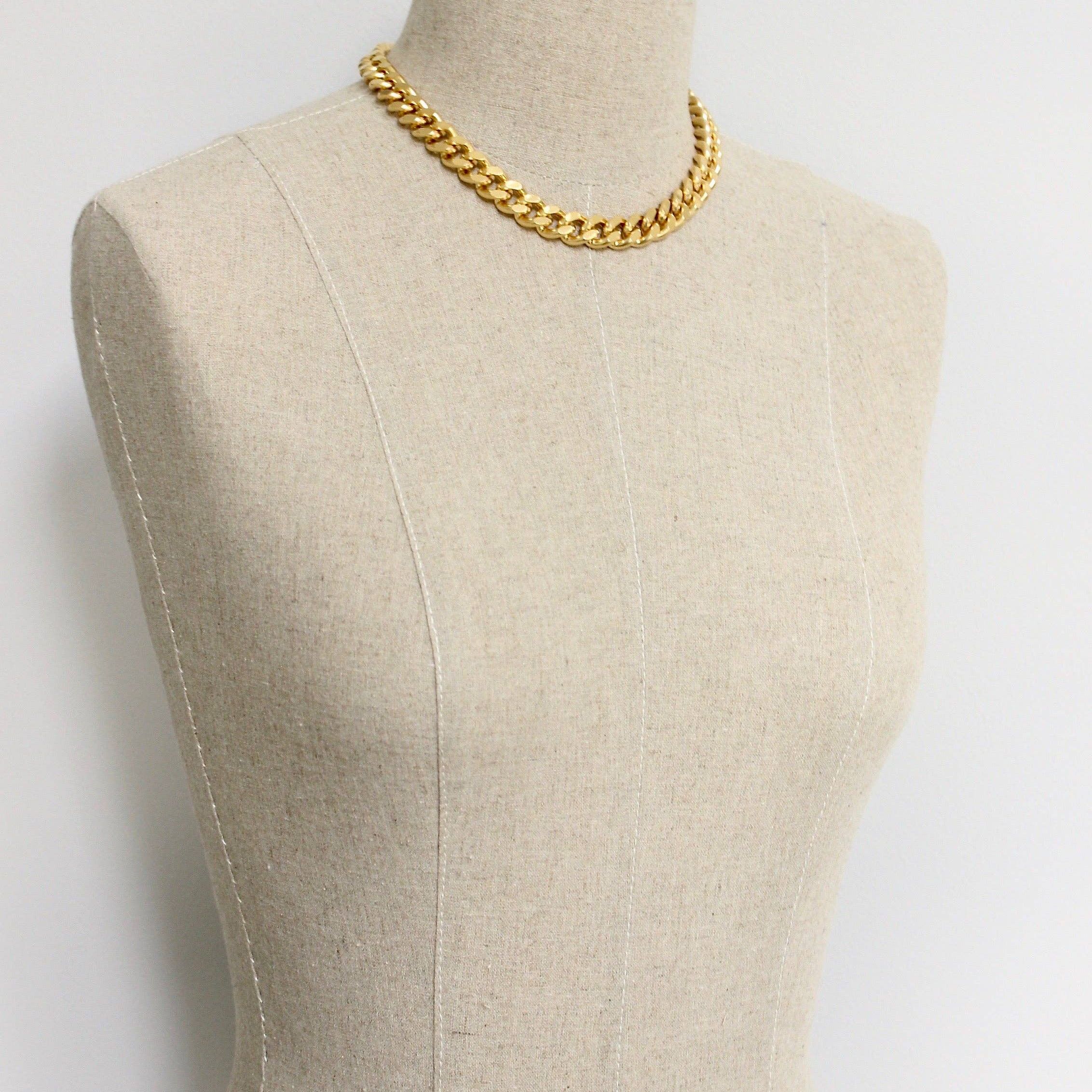 18k matte gold curb chain DOR415