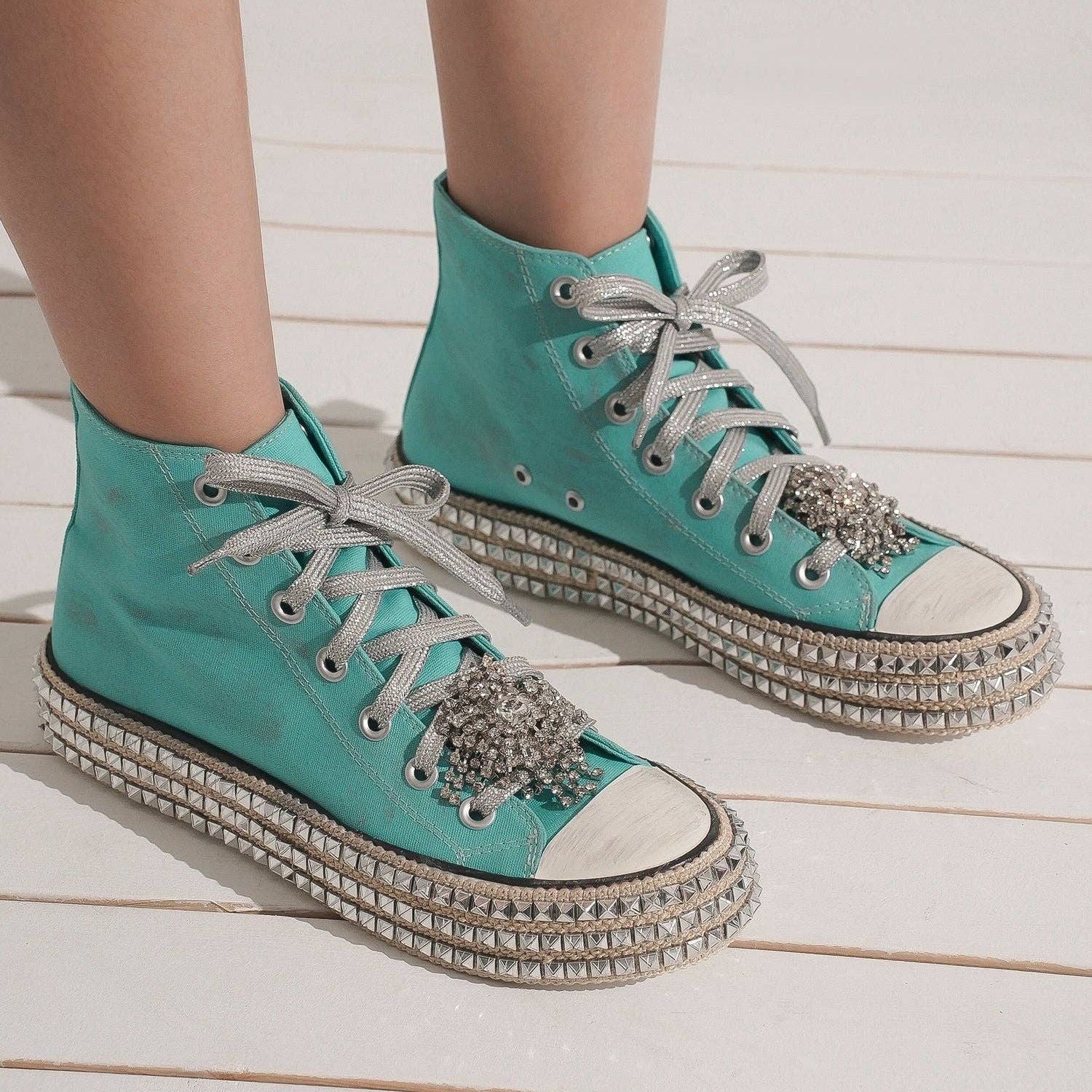 BEDAZZELED DECOR ROCKSTUD PLATFORM HIGH TOP SNEAKERS