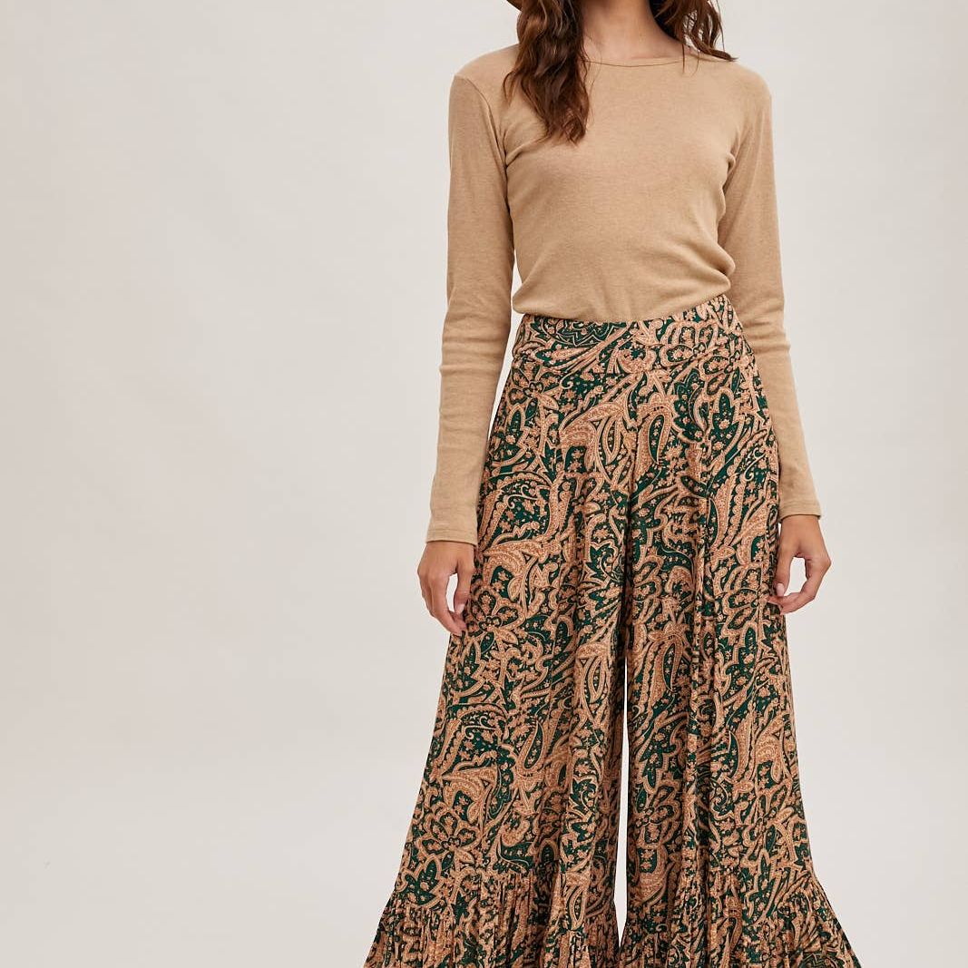 PAISLEY PRINT WIDE RUFFLED PANTS